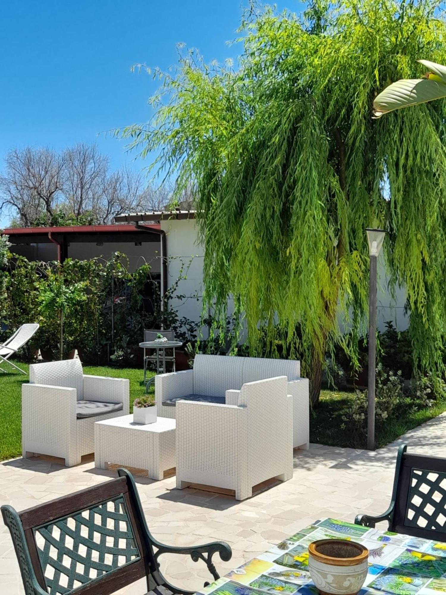 Casa Vacanza Augusto Uggiano La Chiesa Ngoại thất bức ảnh