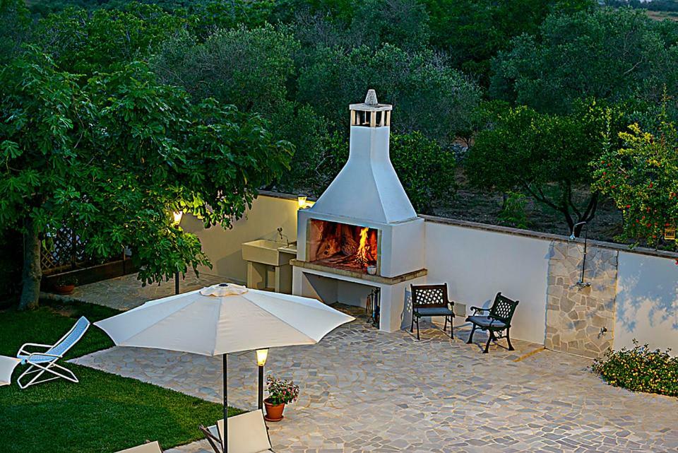 Casa Vacanza Augusto Uggiano La Chiesa Ngoại thất bức ảnh