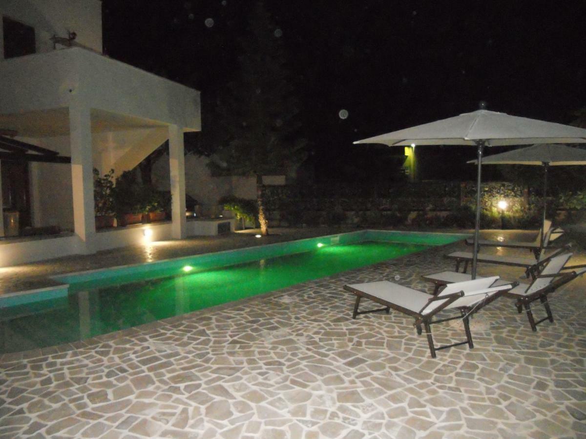 Casa Vacanza Augusto Uggiano La Chiesa Ngoại thất bức ảnh