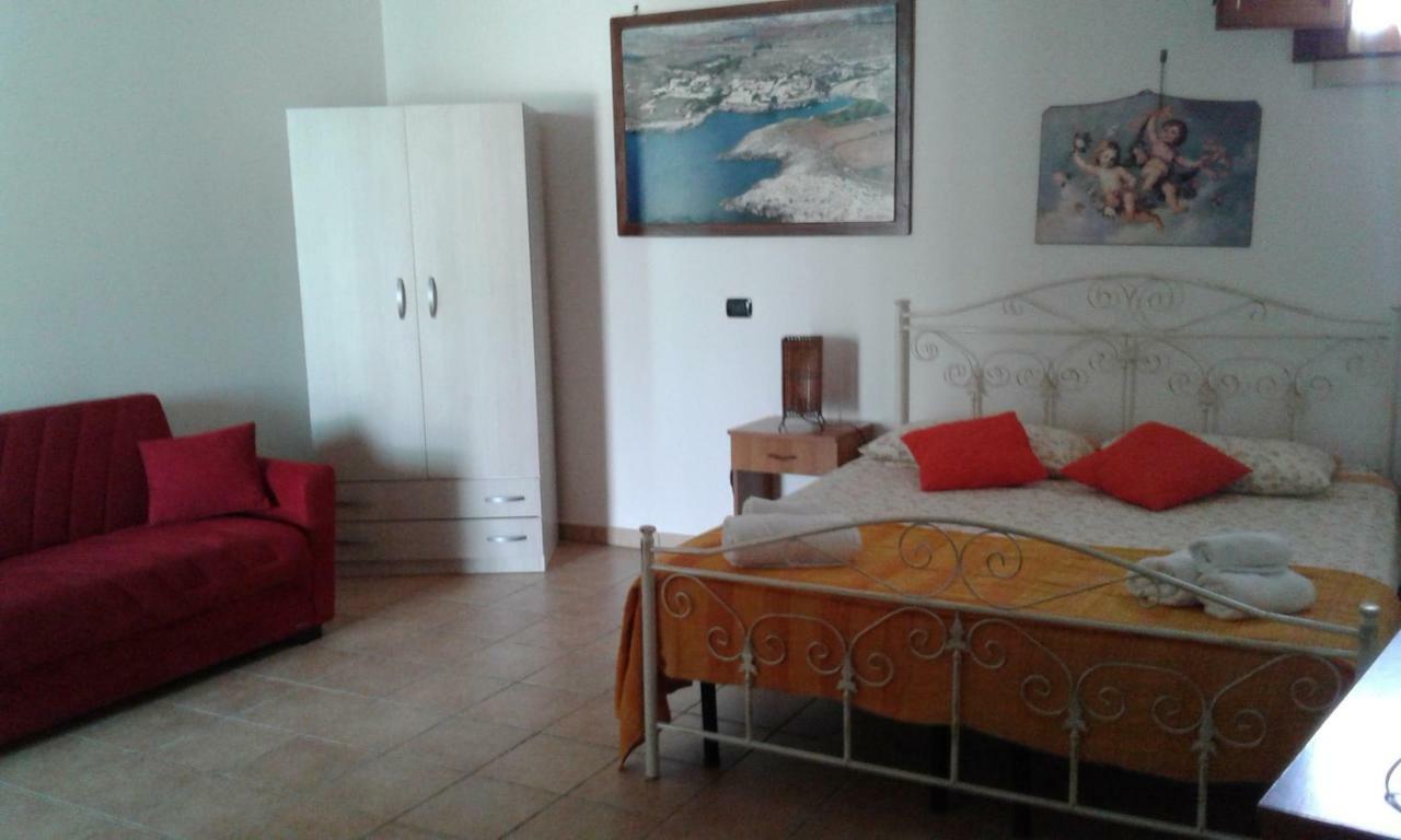 Casa Vacanza Augusto Uggiano La Chiesa Ngoại thất bức ảnh